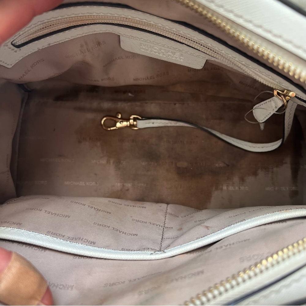 Micheal kors purse satchel - Picture 10 of 10